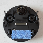 CleanBot 3in1™ – Mini Robot Aspirador